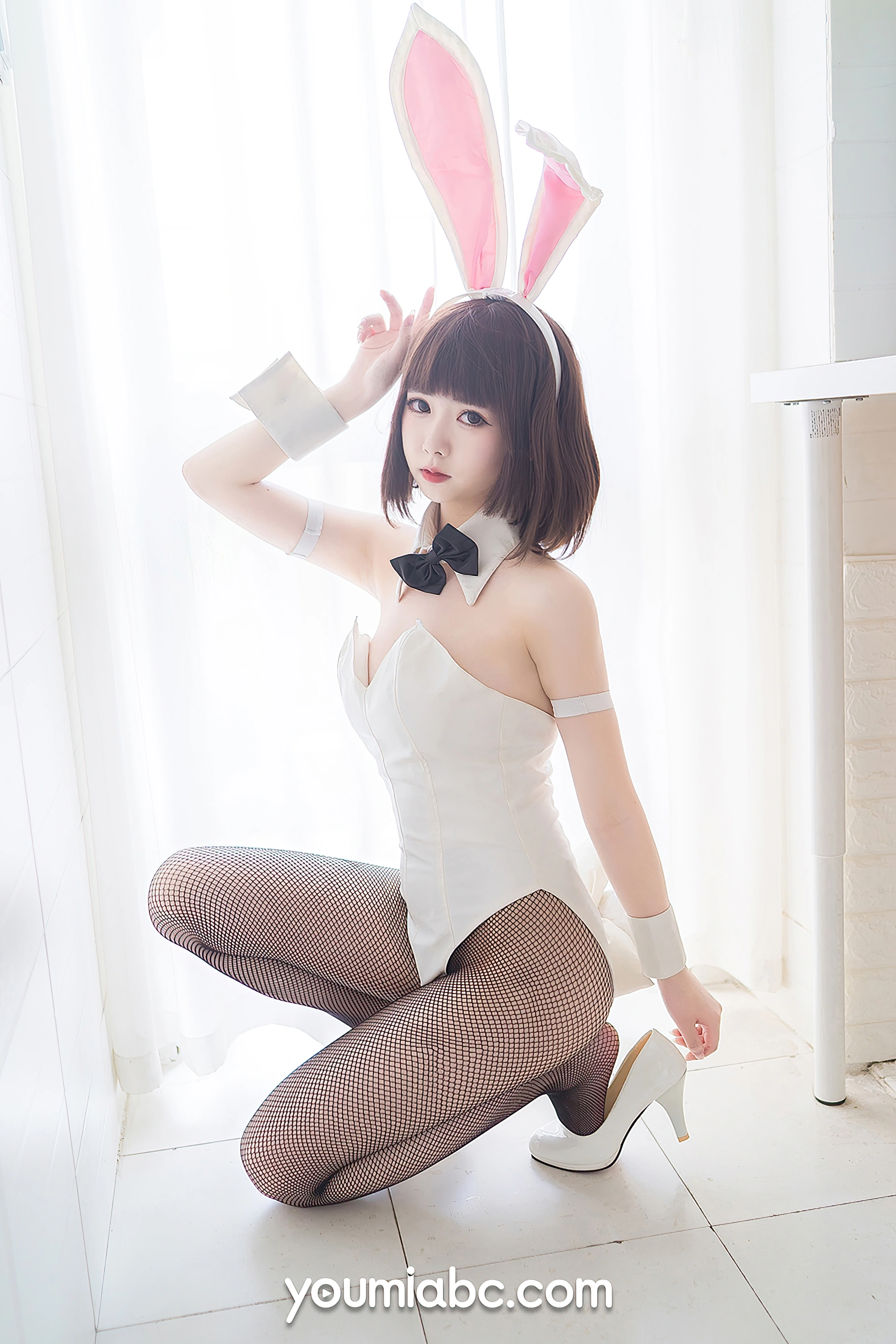 YouMi尤蜜 - 2020.12.18 兔女郎加藤惠 向小圆 2